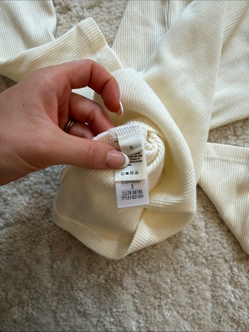 Citizens Of Humanity iris Cream Asymmetric Cutout Long-Sleeve Top - Picture 3 of 4